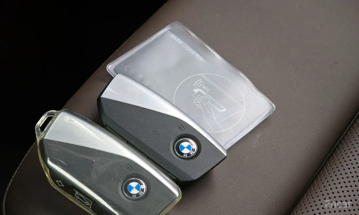 BMW 2 Series 2022 220i Luxury