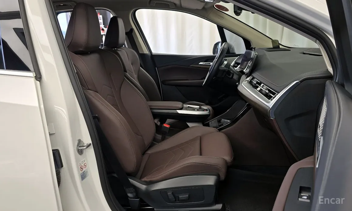 BMW 2 Series 2022 220i Luxury