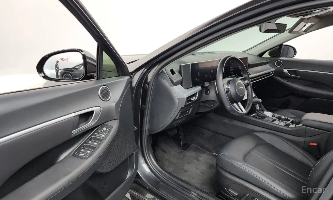 Hyundai Sonata 2023 2.0 LPG(Rent)
