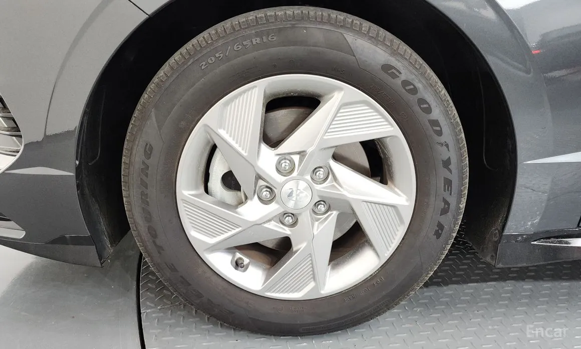 Hyundai Sonata 2023 2.0 LPG(Rent)