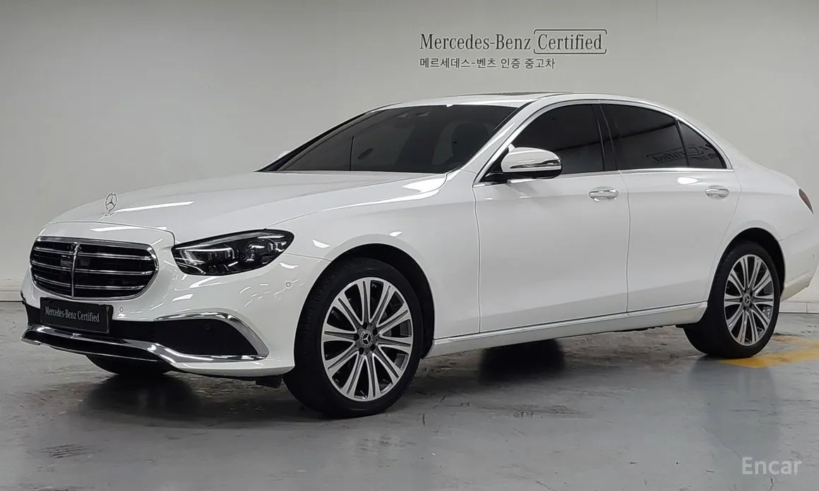 Фото 1 - Mercedes-Benz E-Class