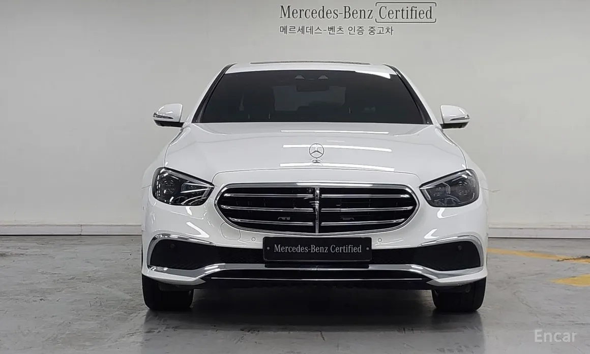 Фото 3 - Mercedes-Benz E-Class