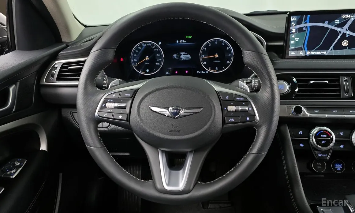 Photo 13 - Genesis G70