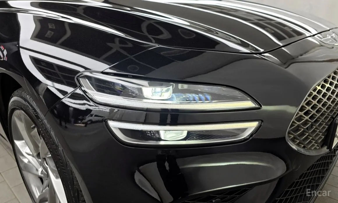 Photo 22 - Genesis G70