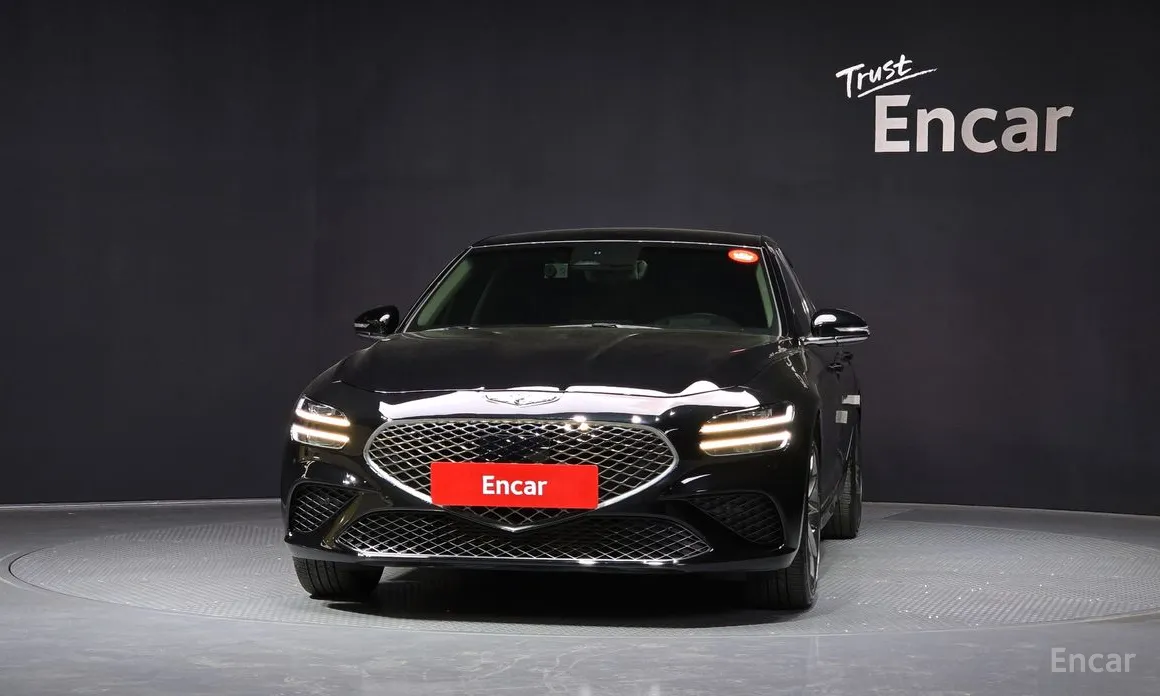 Photo 3 - Genesis G70