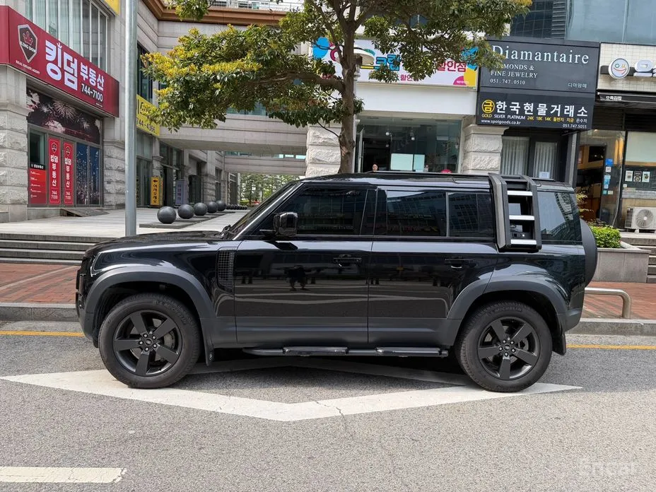 2020 Land Rover Defender