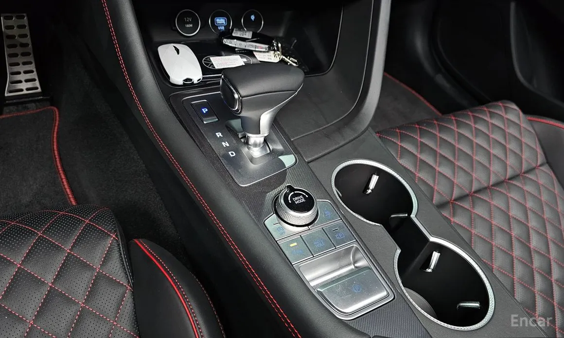 Genesis G70 2022 Gasoline 2.5T 4WD