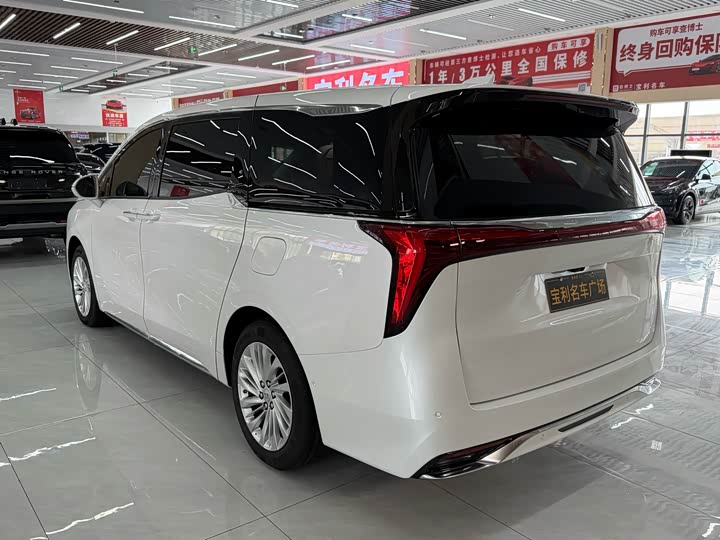 Buick GL8 Century 2025 2025款 2.0T 七座蕴世版