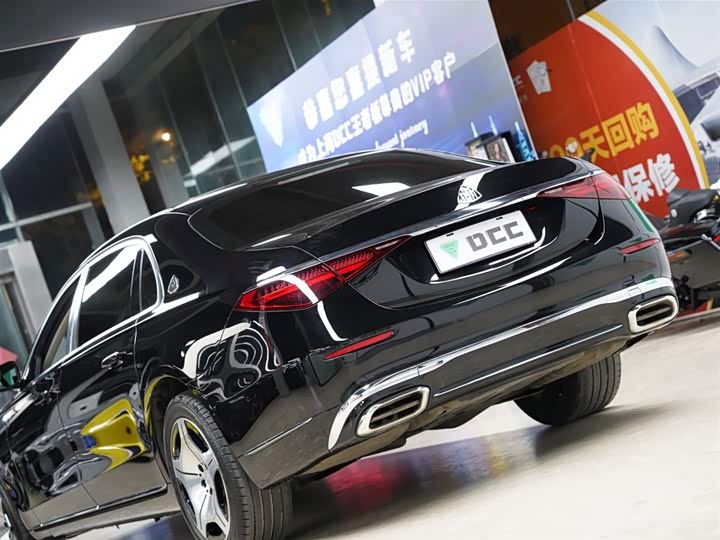 Фото 4 - Mercedes-Benz Maybach S-Class