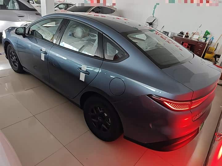 BYD Seal 05 DM-i Hybrid 2025 2025款 DM-i 智驾版 55KM豪华型