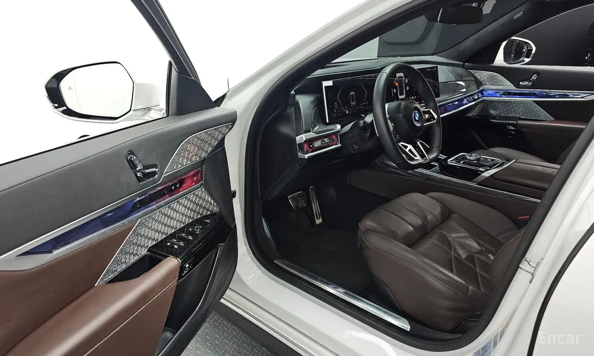BMW 7 Series 2022 750e xDrive M Sport
