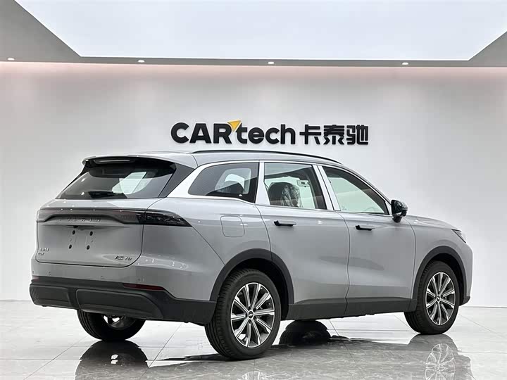 2025 Chery Fulwin T9
