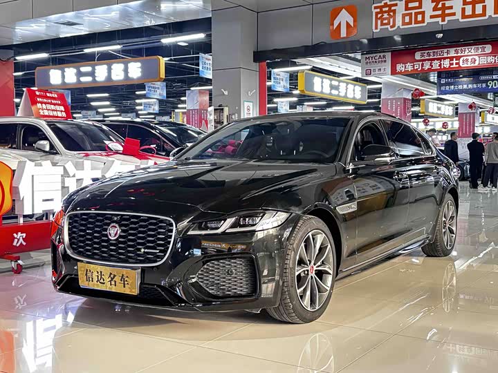 Photo 1 - Jaguar XF L