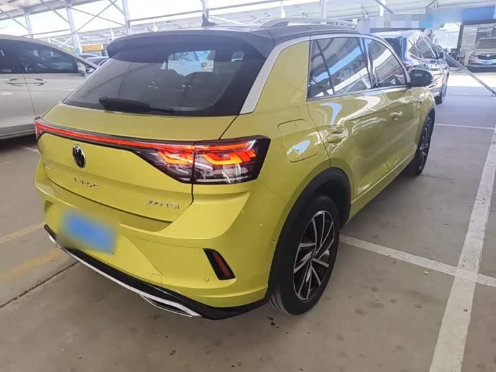 Фото 7 - Volkswagen T-Roc