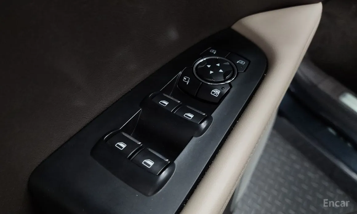 Lincoln Nautilus 2019 2.7 202A AWD
