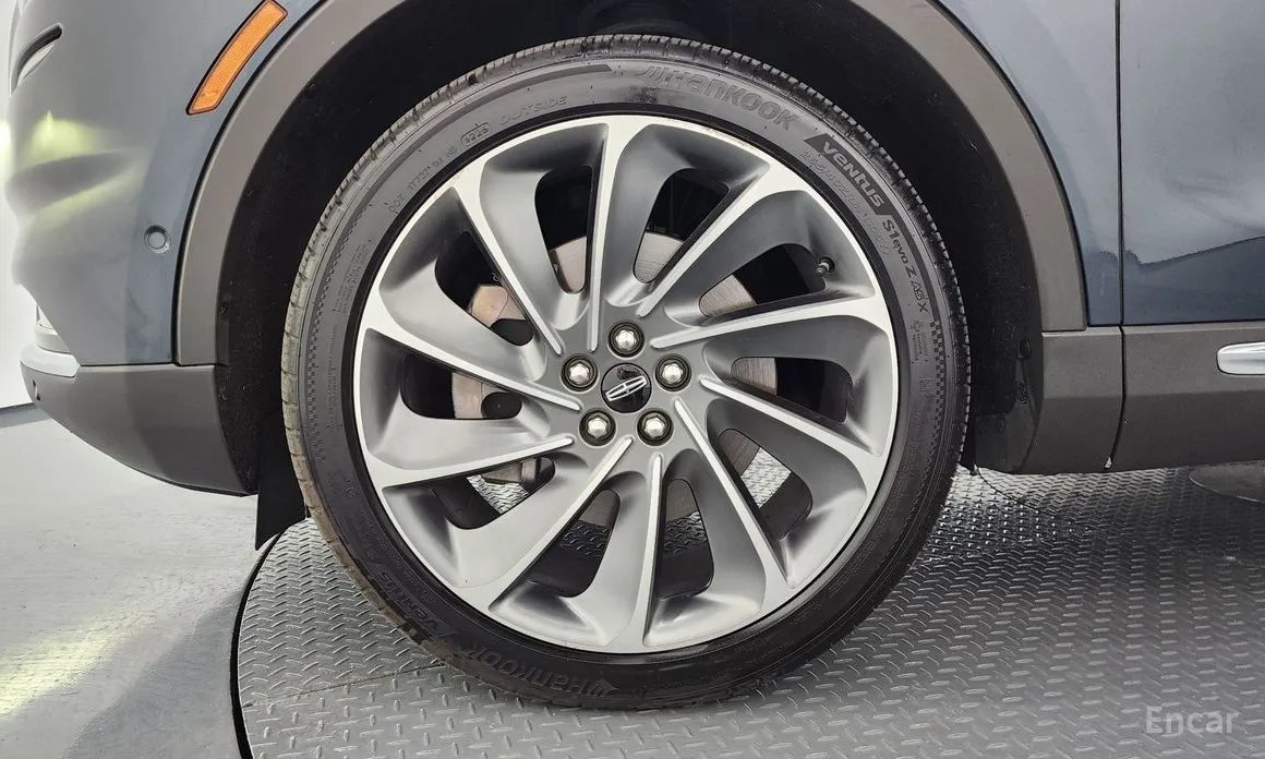 Lincoln Nautilus 2019 2.7 202A AWD