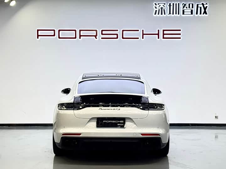 Zdjęcie 8 - Porsche Panamera