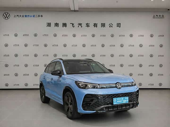 Фото 3 - Volkswagen Tiguan L Pro