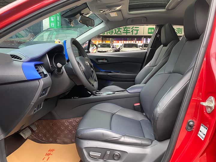 Toyota C-HR 2022 2022款 2.0L 领先版