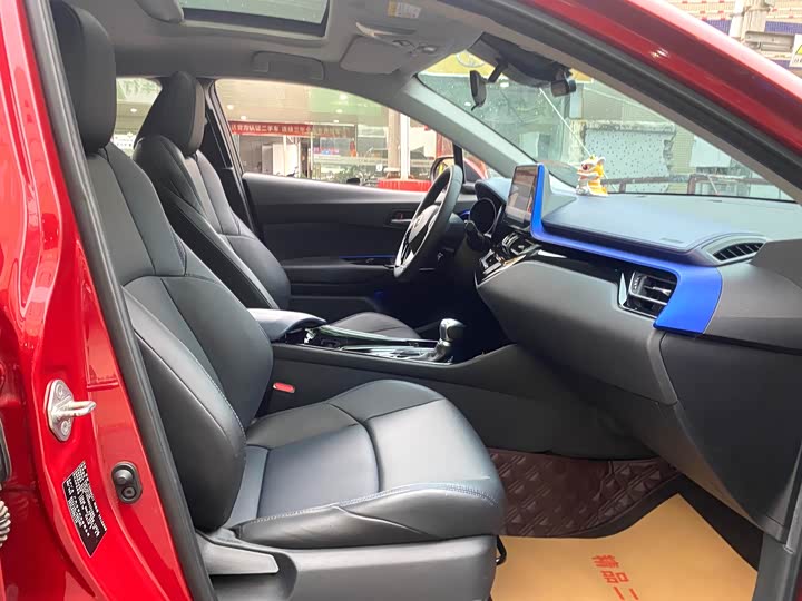 Toyota C-HR 2022 2022款 2.0L 领先版