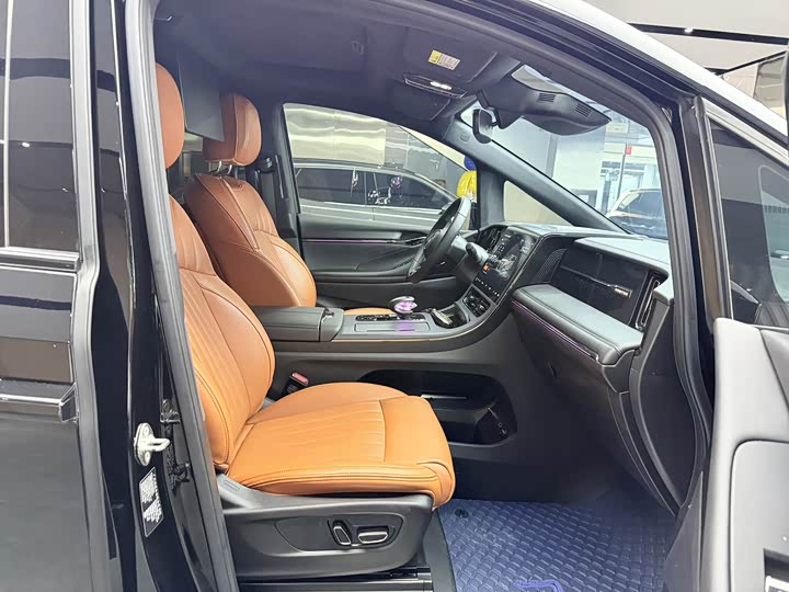 Zdjęcie 8 - GAC Trumpchi E9
