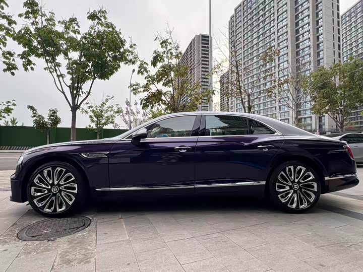 Bentley Flying Spur 2024 2024款 4.0T V8 Mulliner