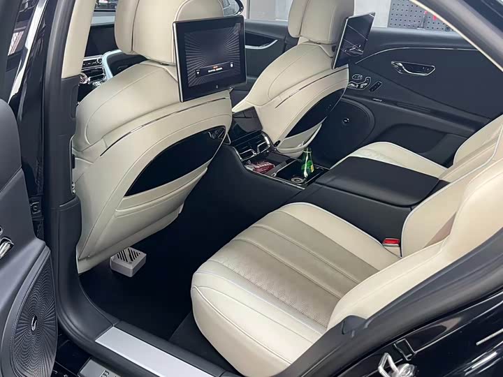 Bentley Flying Spur 2024 2024款 4.0T V8 Mulliner