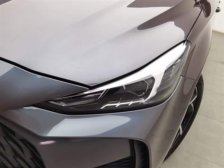 Фото 7 - MG Motor 5