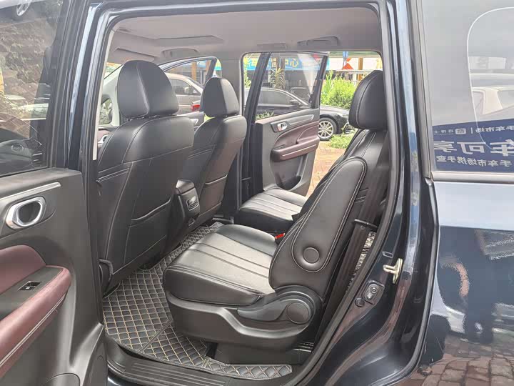 Фото 9 - GAC Trumpchi M6