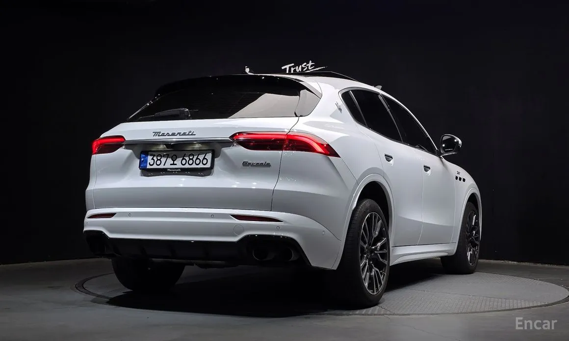 Фото 2 - Maserati Grecale