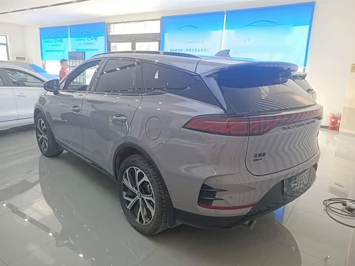 Фото 5 - BYD Tang Hybrid/EV