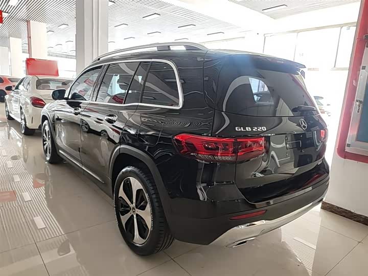 Mercedes-Benz GLB-Class 2022 2022款 GLB 220 时尚型