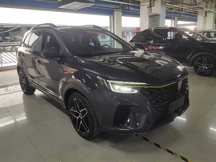 Фото 4 - Roewe RX5