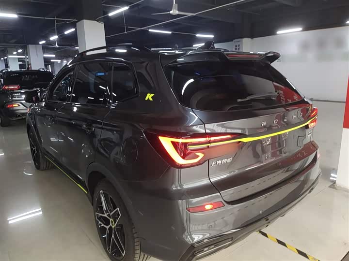 Фото 5 - Roewe RX5