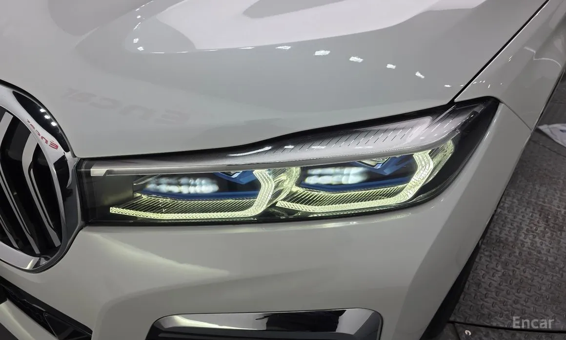 Фото 22 - BMW 7 Series