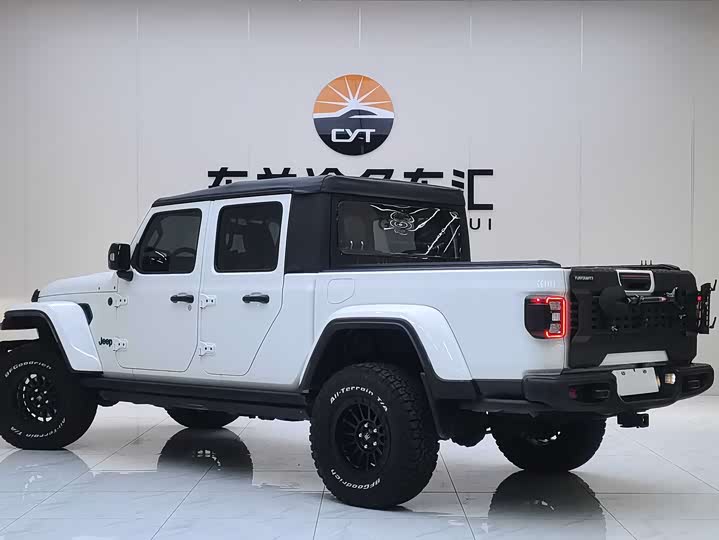 Jeep Gladiator 2022 2022款 3.6L 先行版