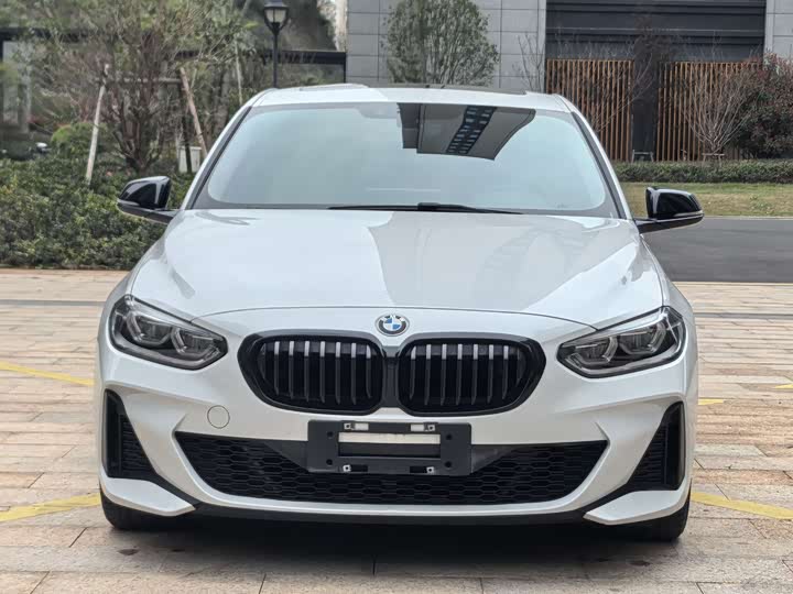 Фото 2 - BMW 1 Series