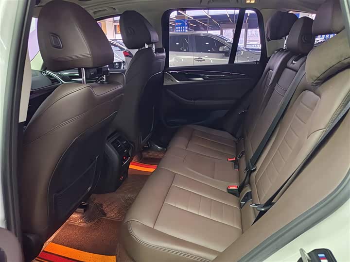 Фото 9 - BMW X3