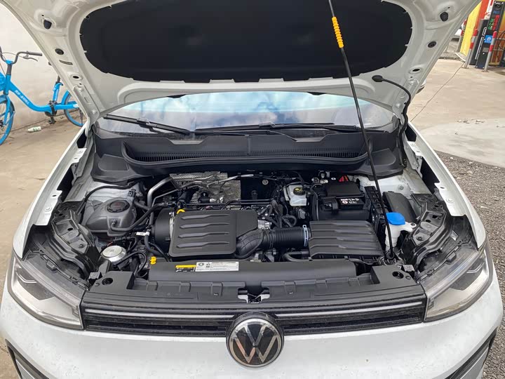 Volkswagen Tharu 2025 2025款 新锐 1.5L 锐意版