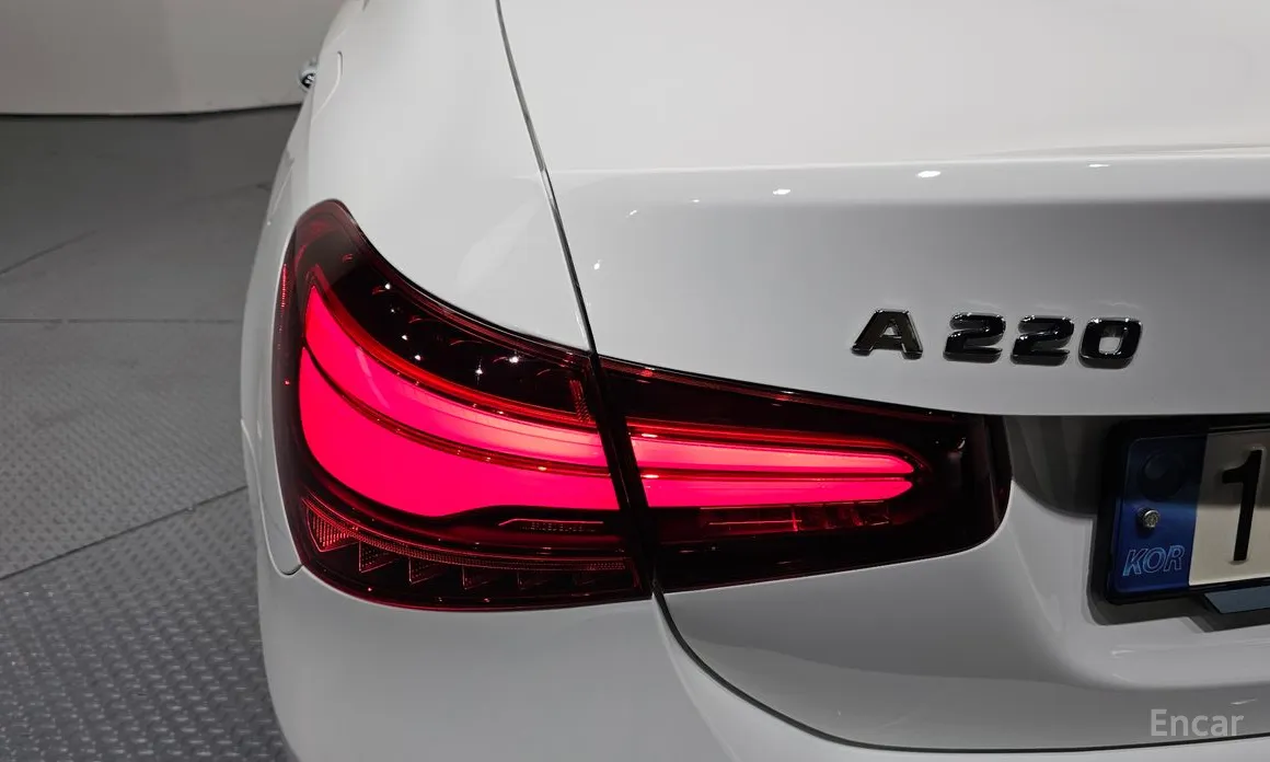 Фото 23 - Mercedes-Benz A-Class