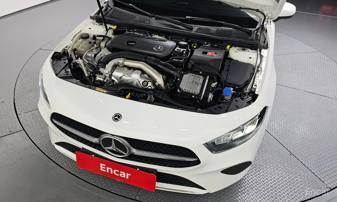 Фото 6 - Mercedes-Benz A-Class