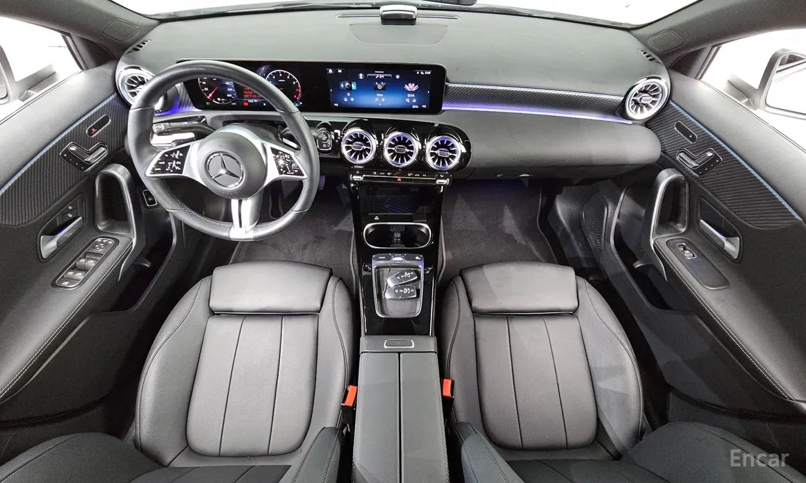 Фото 7 - Mercedes-Benz A-Class