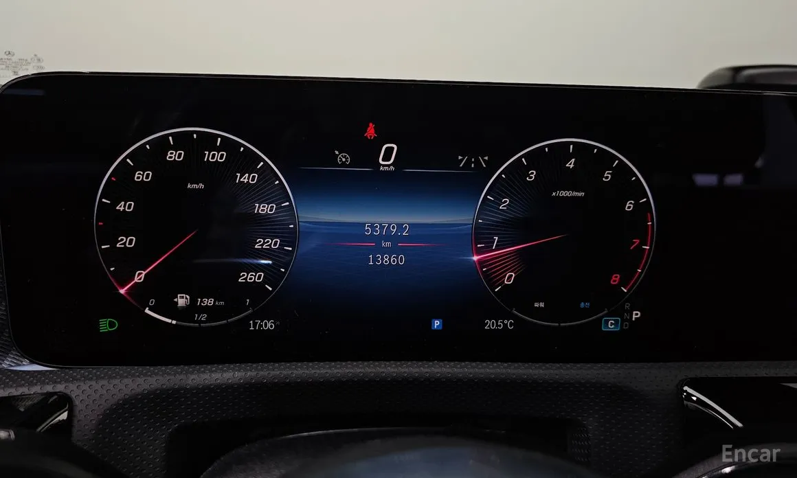 Фото 8 - Mercedes-Benz A-Class