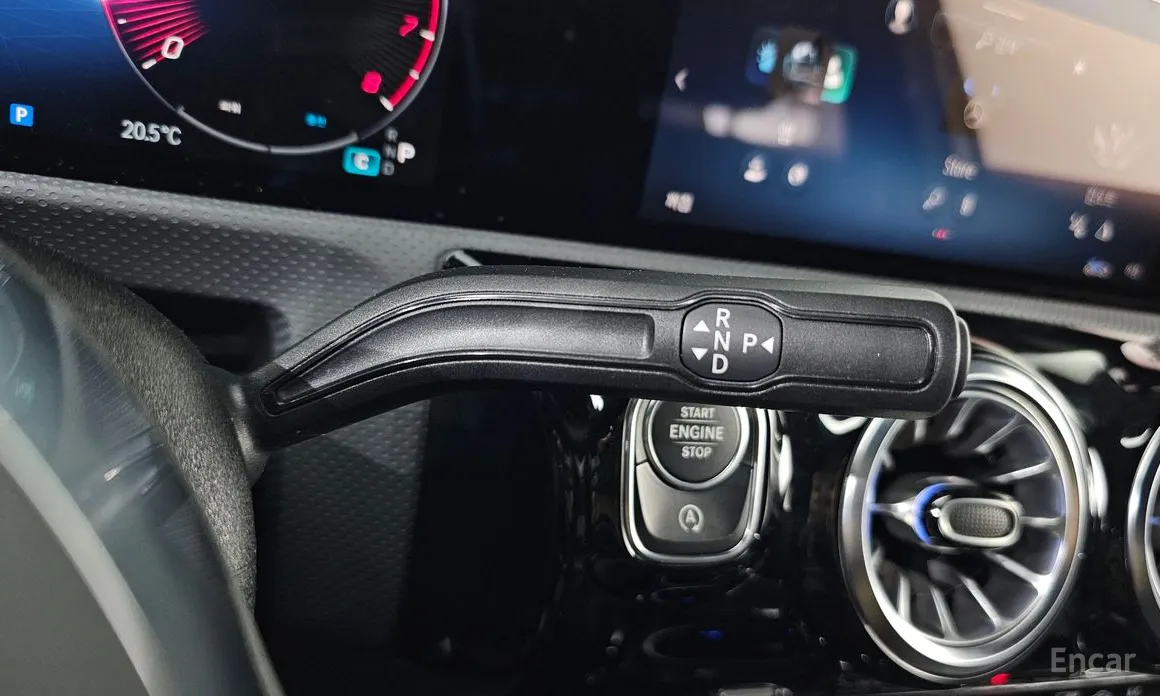 Фото 9 - Mercedes-Benz A-Class