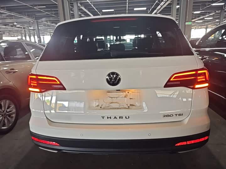 Photo 6 - Volkswagen Tharu