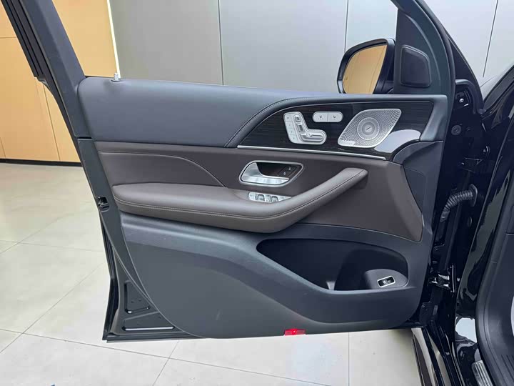 Mercedes-Benz GLS-Class 2022 2022款 改款二 GLS 450 4MATIC 时尚型