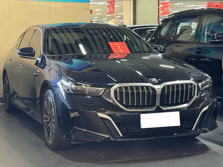 Zdjęcie 3 - BMW 5 Series