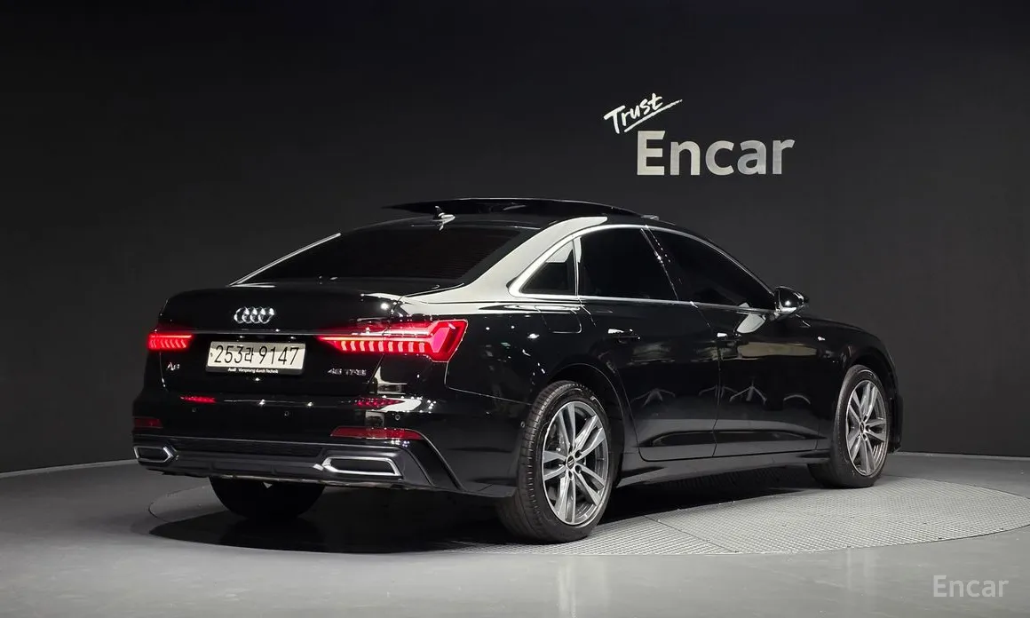 Фото 2 - Audi A6