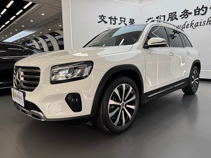 Фото 1 - Mercedes-Benz GLB-Class