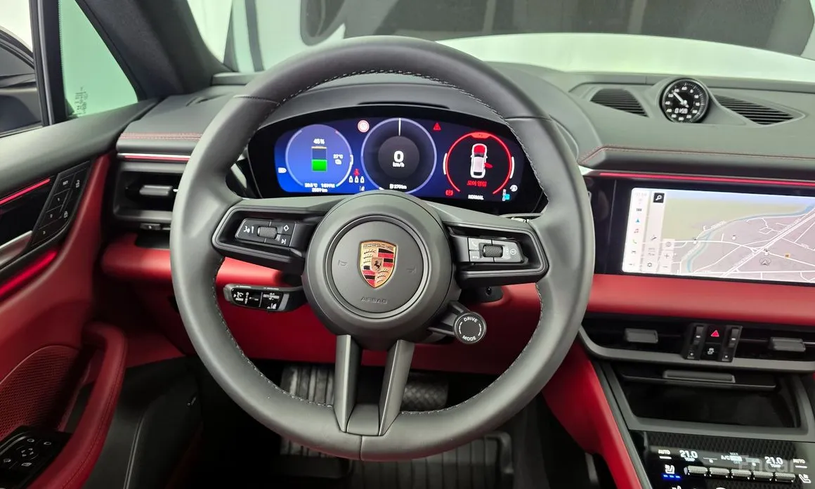 Porsche Macan 2024 Base 4